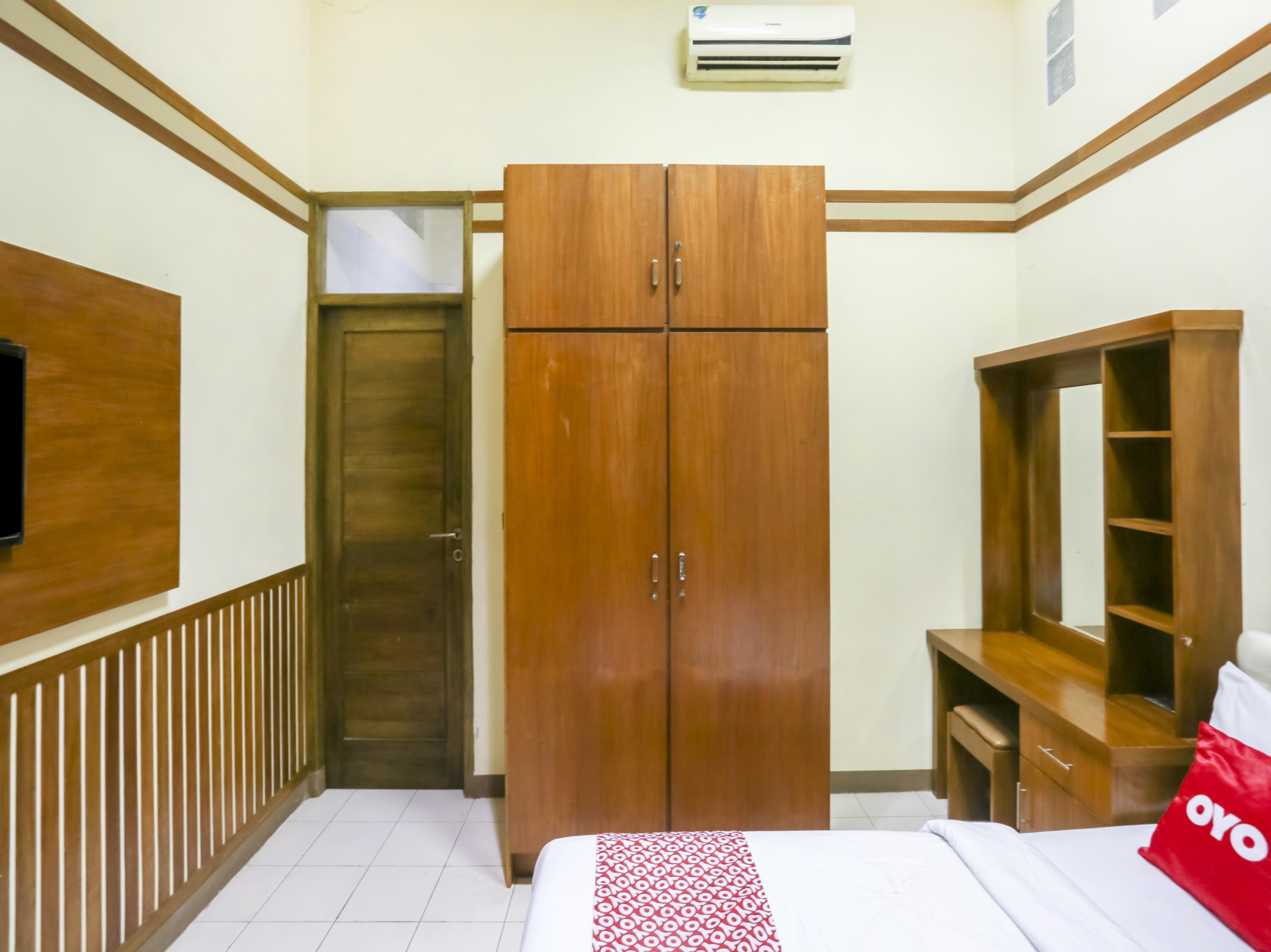 Oyo 90066 Tobana Pejaten House Dżakarta Zewnętrze zdjęcie