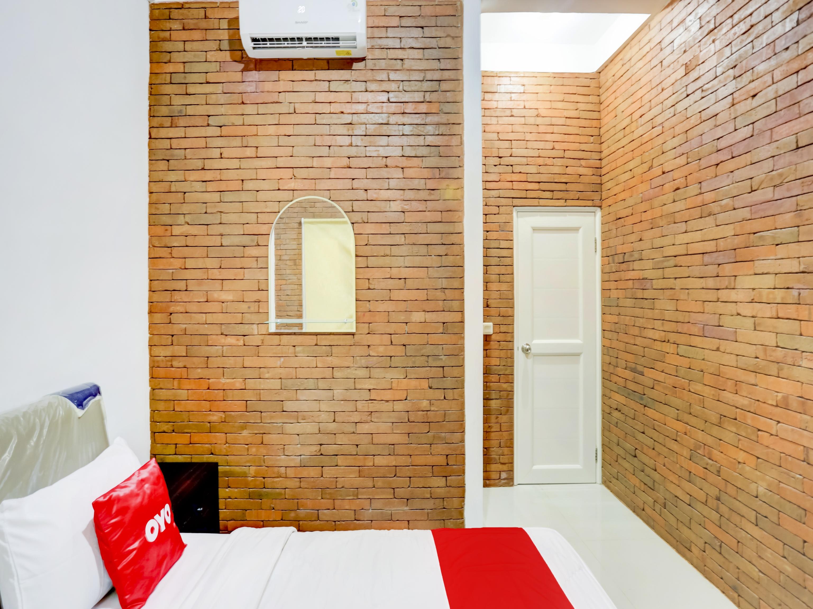 Oyo 90066 Tobana Pejaten House Dżakarta Zewnętrze zdjęcie
