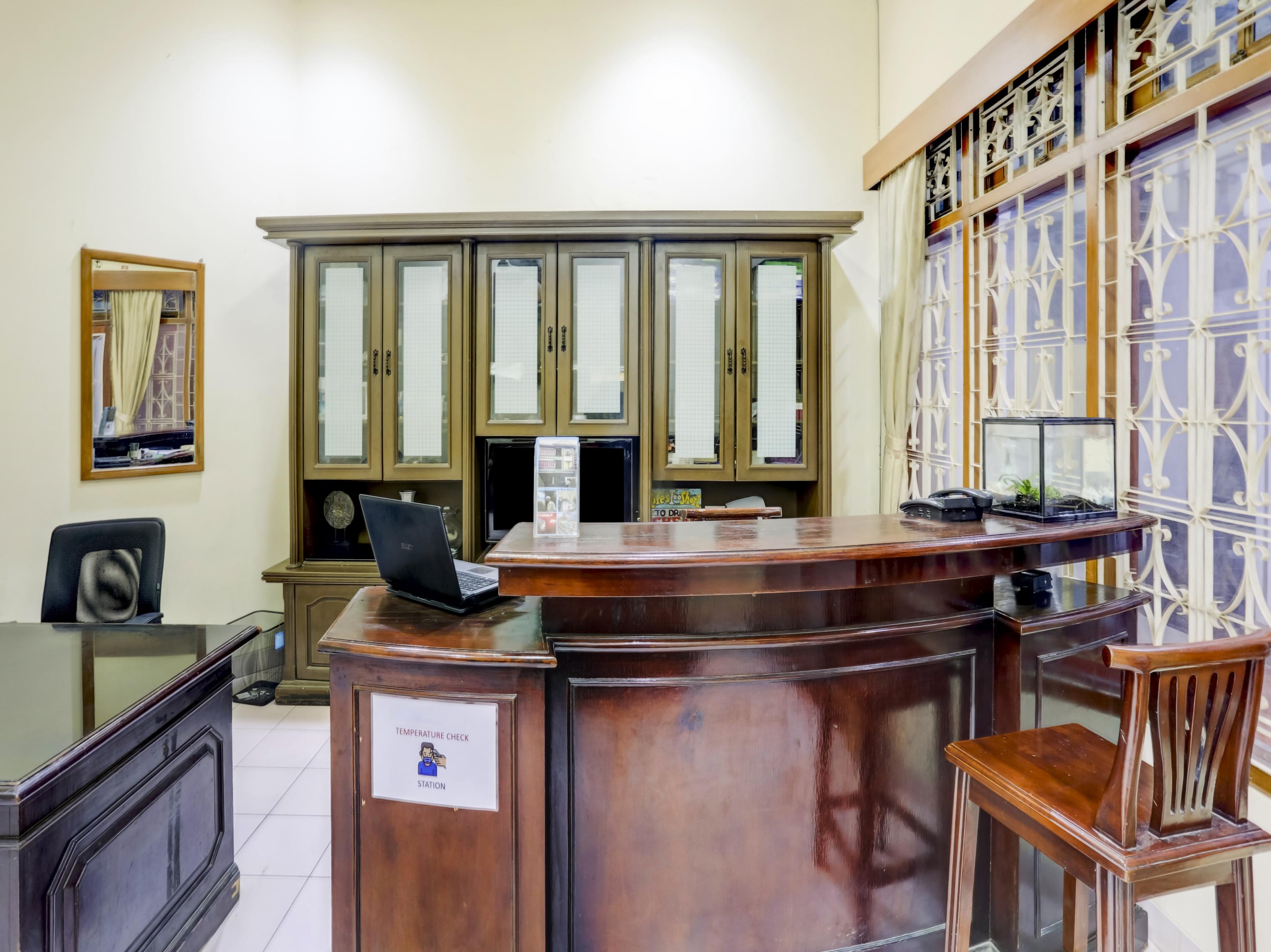 Oyo 90066 Tobana Pejaten House Dżakarta Zewnętrze zdjęcie